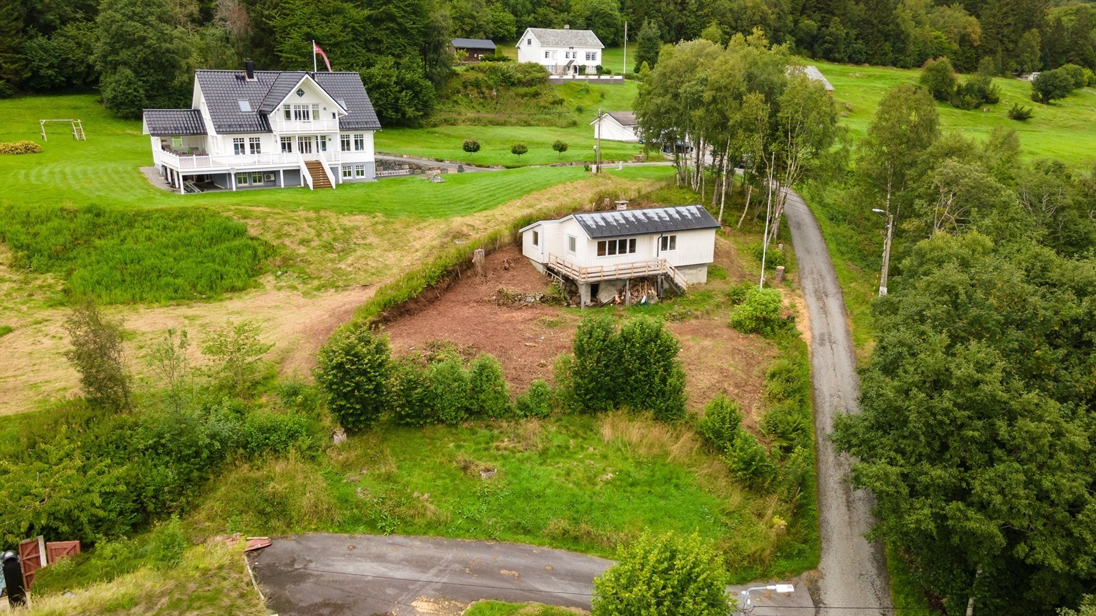 Krogsveen Sunnmøre v/Eiendomsmegler Christian Nogva Aarseth har gleden av å presentere Ystebøvegen 37 Galleribilde