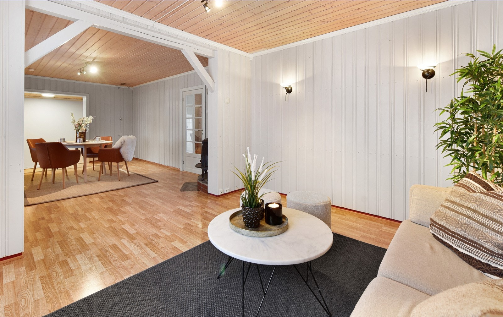 Stue med åpning mot spisestuen Galleribilde