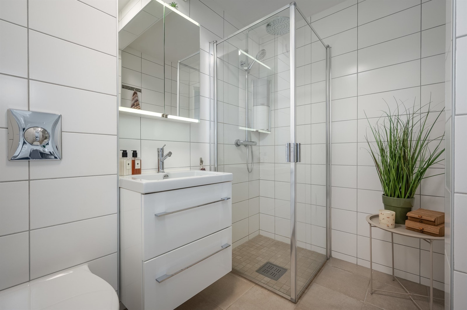 Flislagt bad fra ca. 2006, oppgradert i 2014. Galleribilde