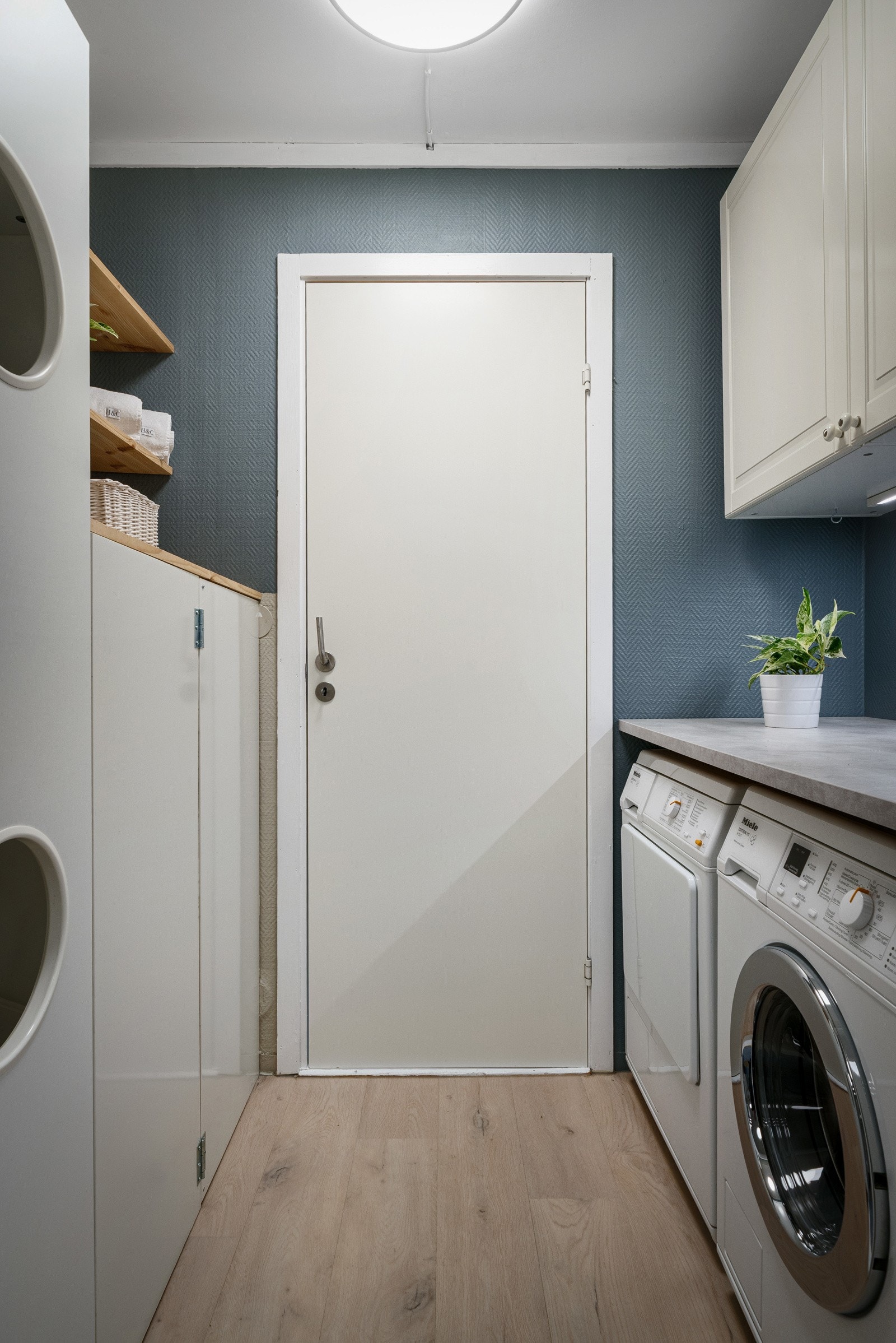 Praktisk med eget vaskerom Galleribilde