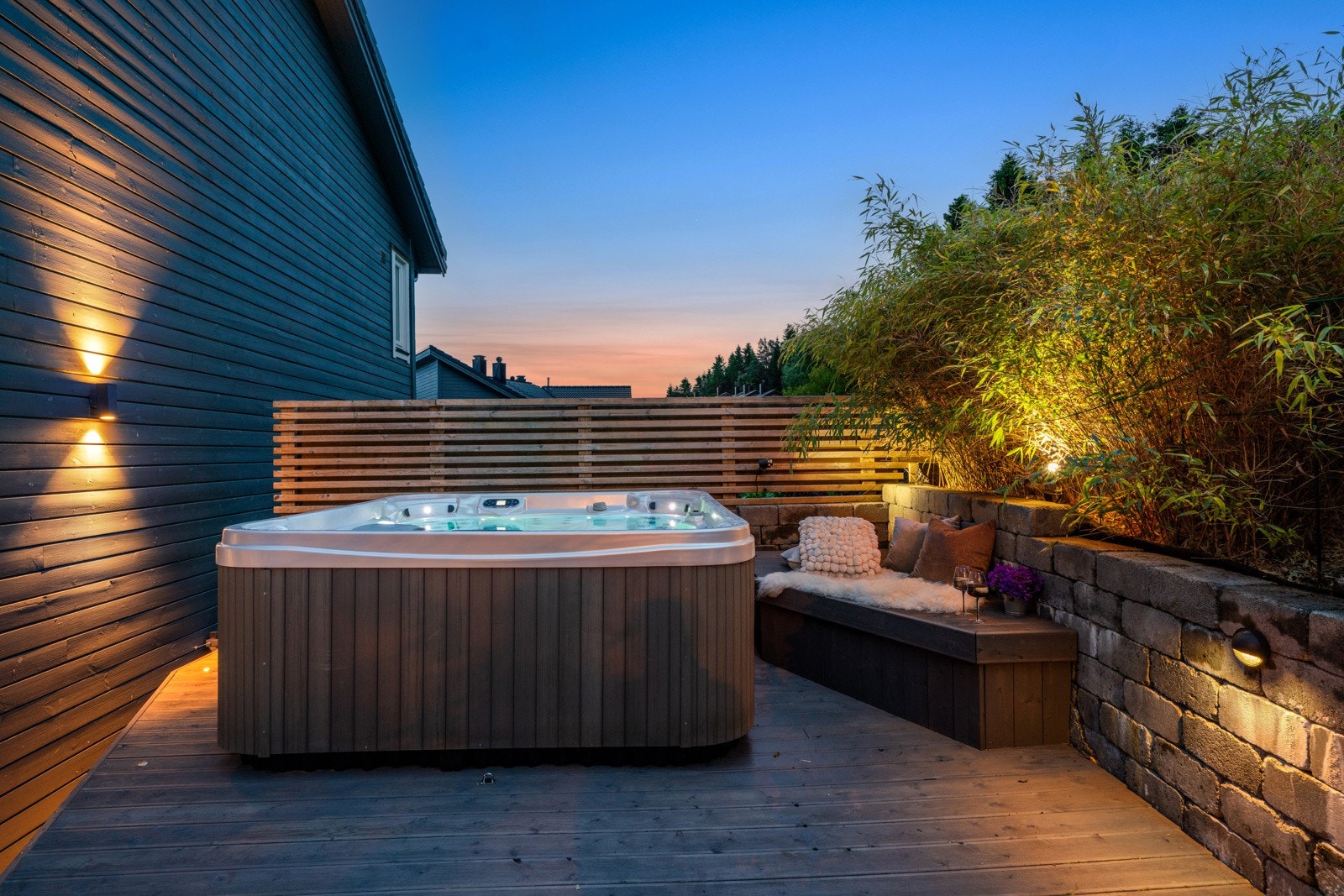 Boblebad/Jacuzzi medfølger ikke handelen Galleribilde