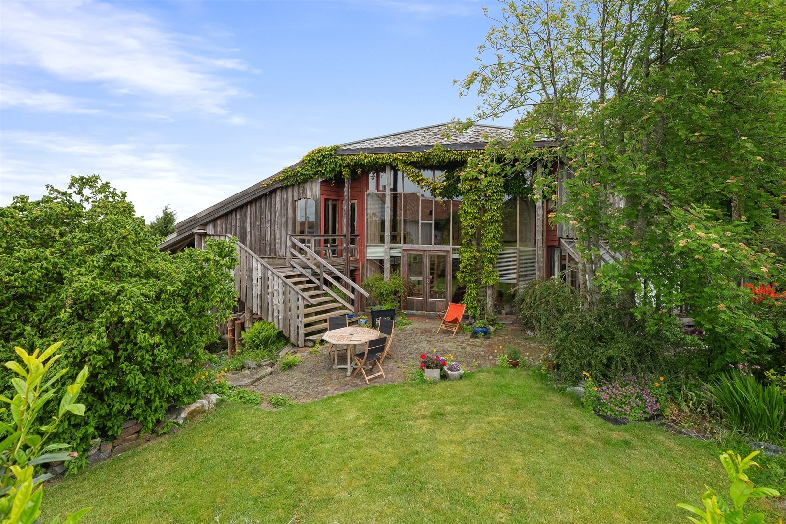 Velkommen til Hognes gate 55 - En enestående enebolig med god, tilbaketrukket beliggenhet Galleribilde