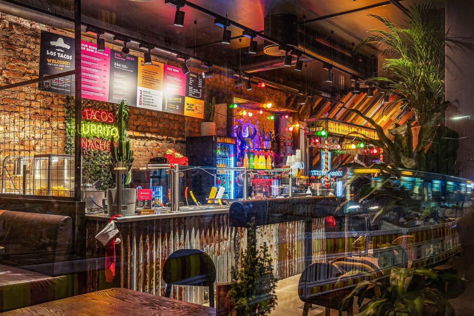 Bydelen er velkjent for sitt unike service- og kulturliv. Galleribilde