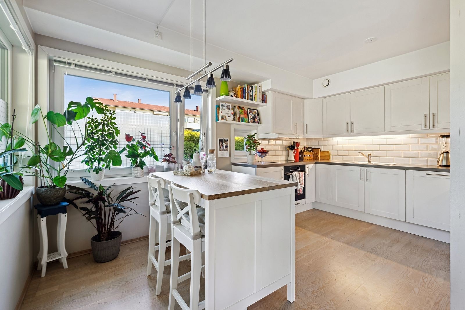 Flott kjøkken. Galleribilde