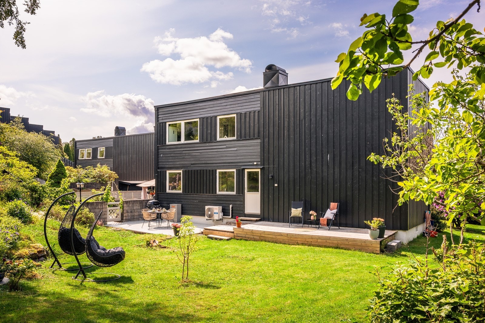 Velkommen til Fossekleiva 62 presentert av Fana Sparebank Eiendom v/Isaac Dahlin Galleribilde