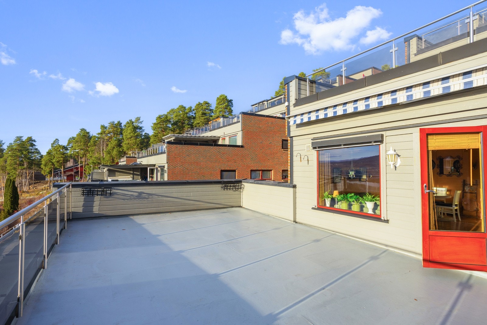 Terrasse med god utsikt. Galleribilde