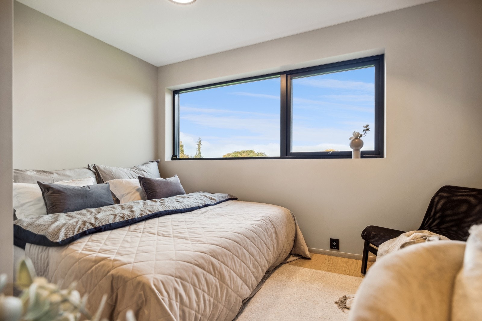 Boligen har 4 romslige soverom på henholdsvis ca. 7, 8, 8 og 10 kvm. Galleribilde