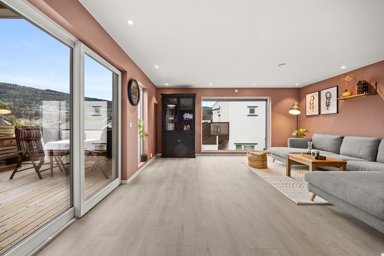 Boligen har høy standard med en rekke tilvalg som er utført Galleribilde