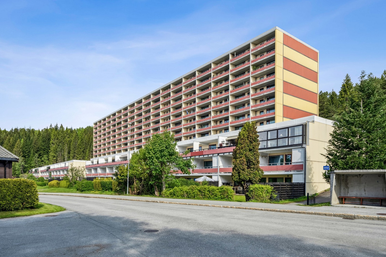Leilighet i 4. etasje i etablert borettslag Galleribilde
