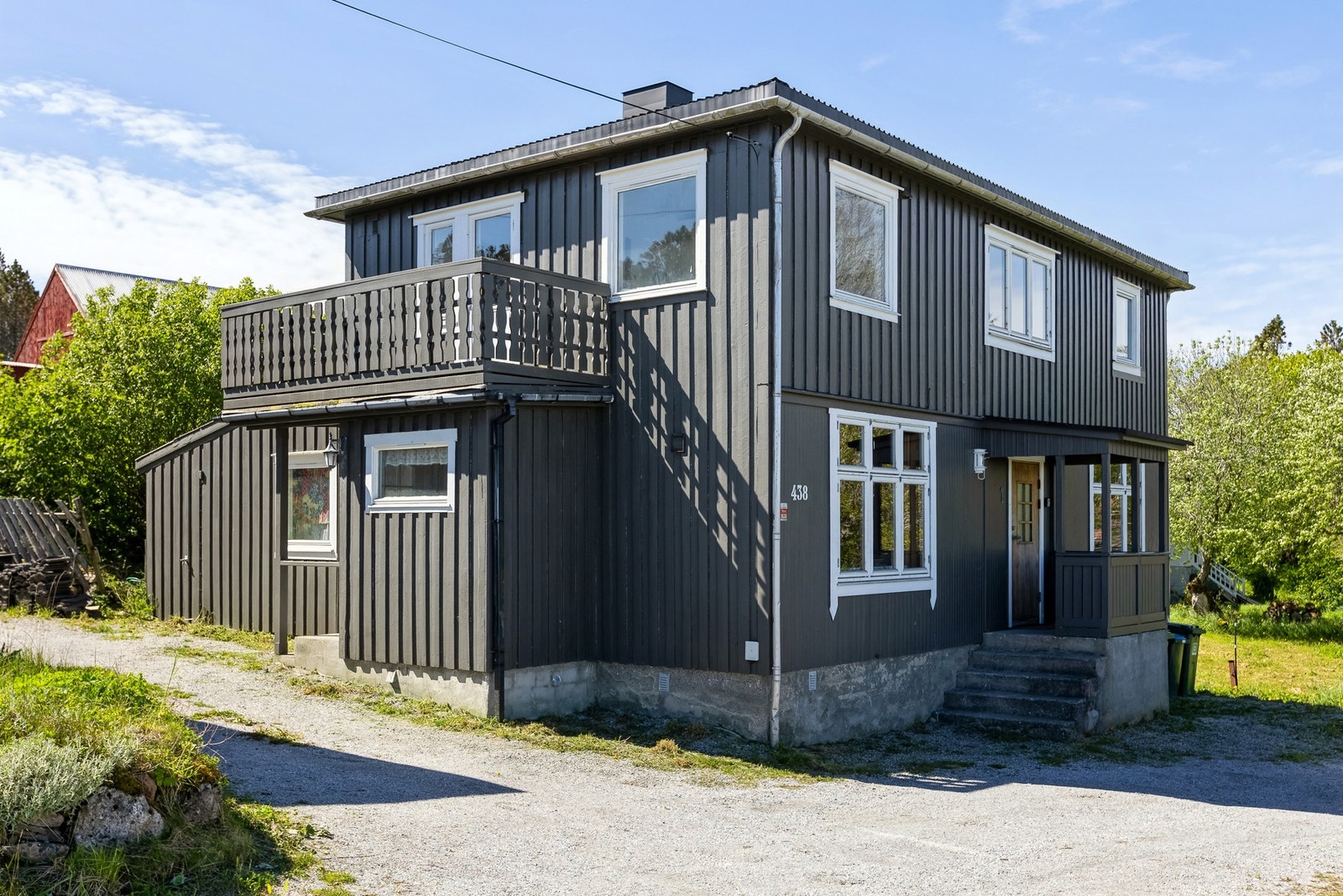 EIE eiendomsmegling ved Hilde Løvseth har gleden av å presentere Dyrøyveien 438! Foto: Robin Hope Syrstad. Galleribilde