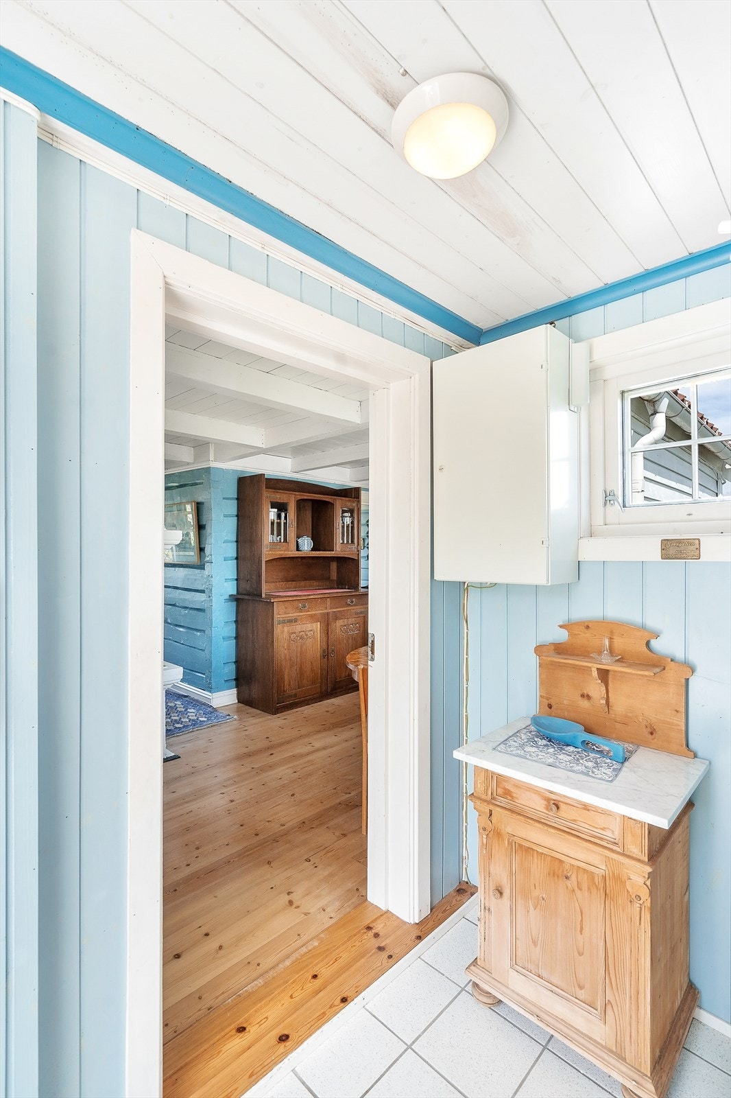 Entré. Galleribilde