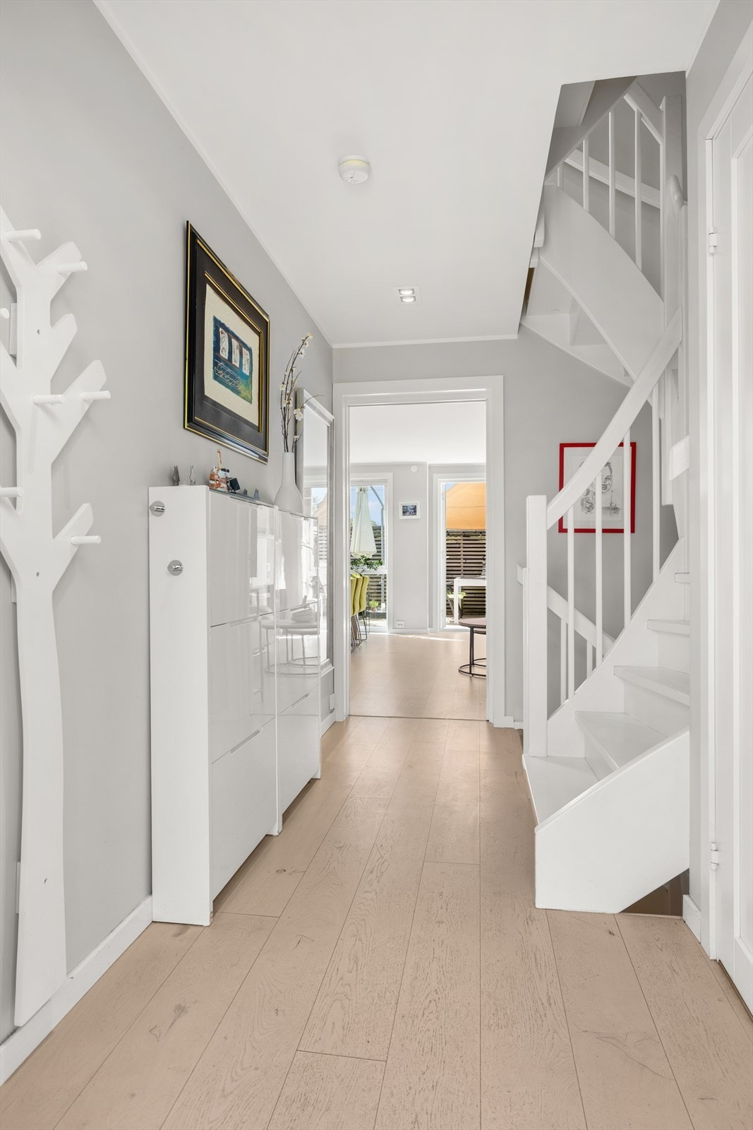 Entré. Galleribilde