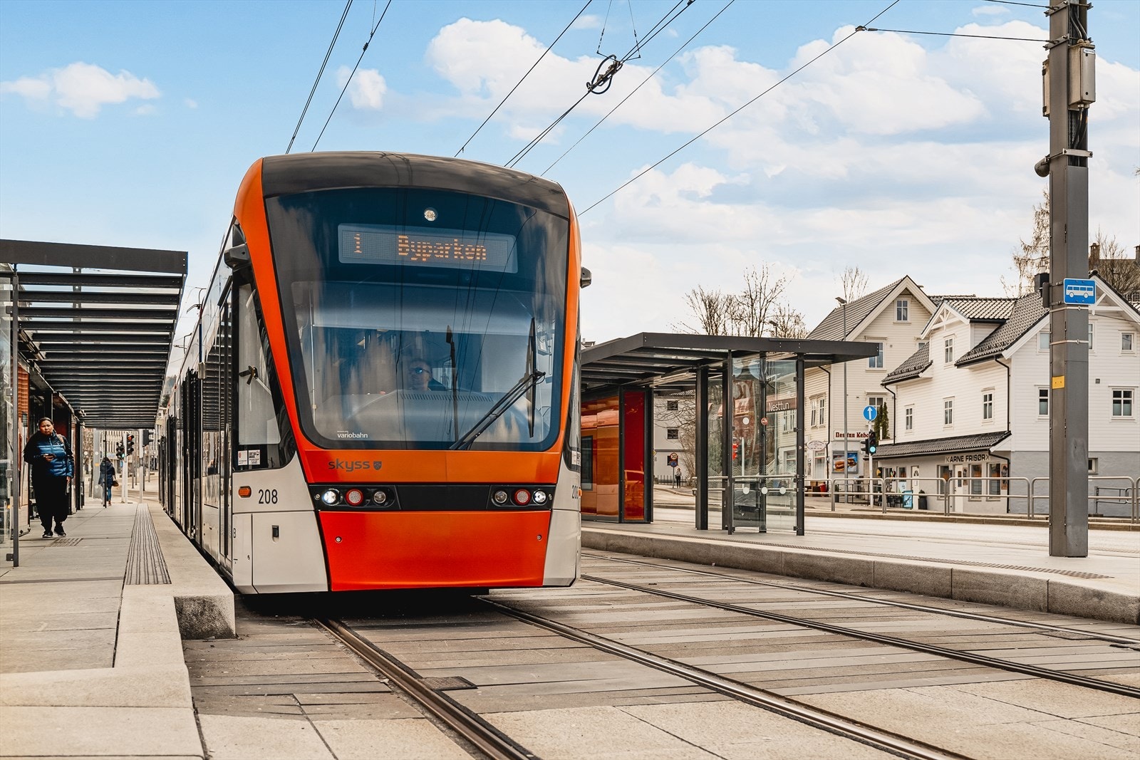 Bybanen ligger også innen rekkevidde - ca. 20 minutters gange for dem som liker å ta beina fatt. Galleribilde