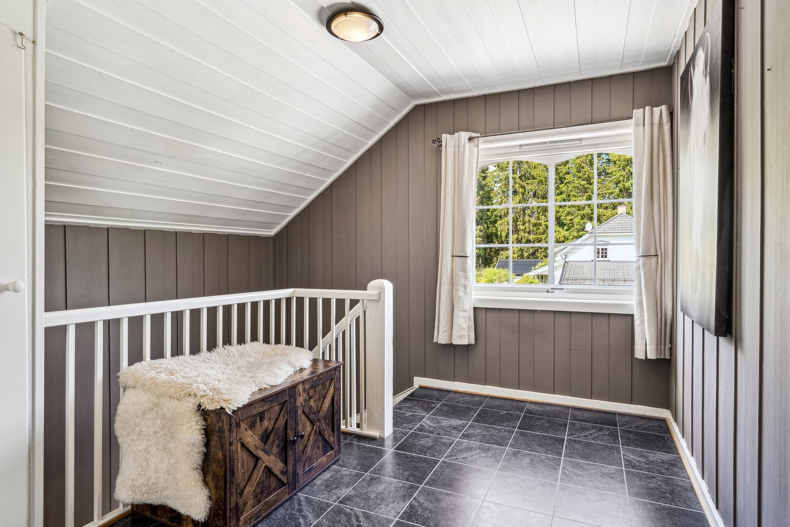 Gang i andre etasje Galleribilde