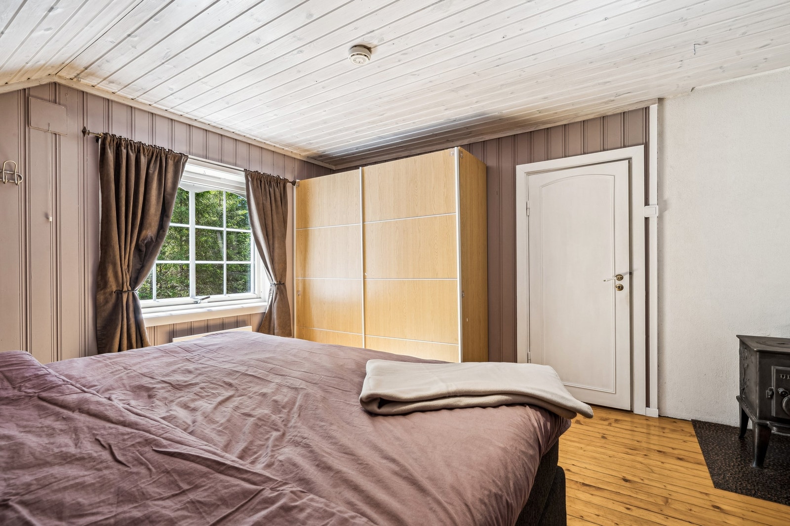 Soverom I Galleribilde