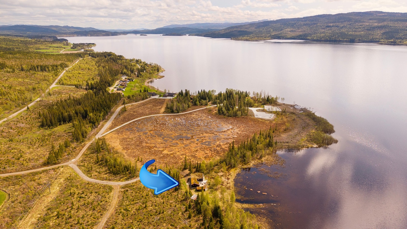 Idylliske omgivelser i vakre Lierne Galleribilde