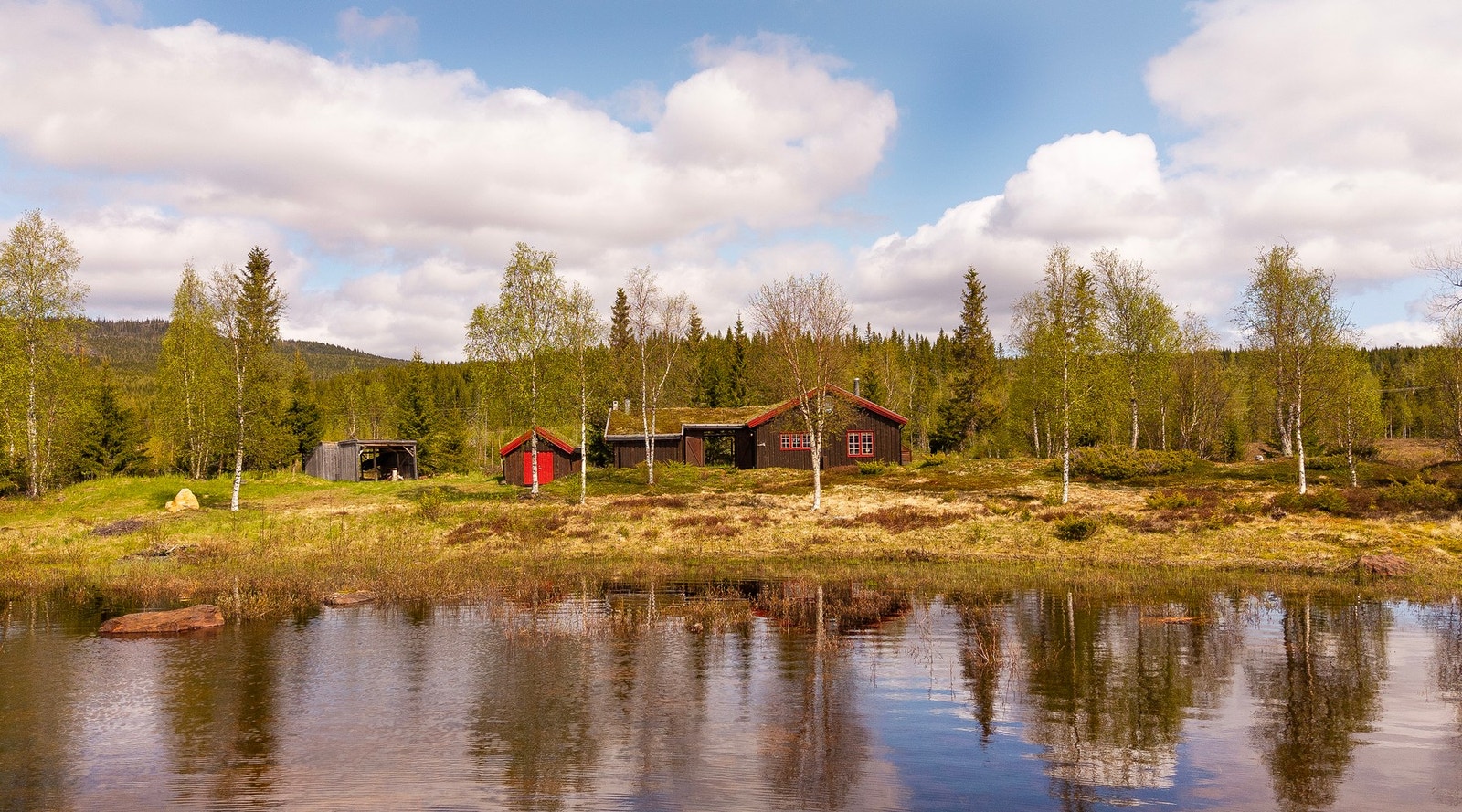 Fritidsbolig med anneks og naust Galleribilde