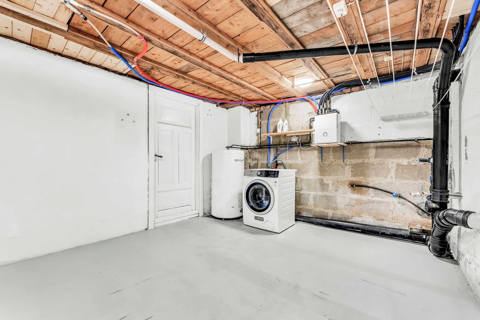 Vaskerom i kjeller Galleribilde