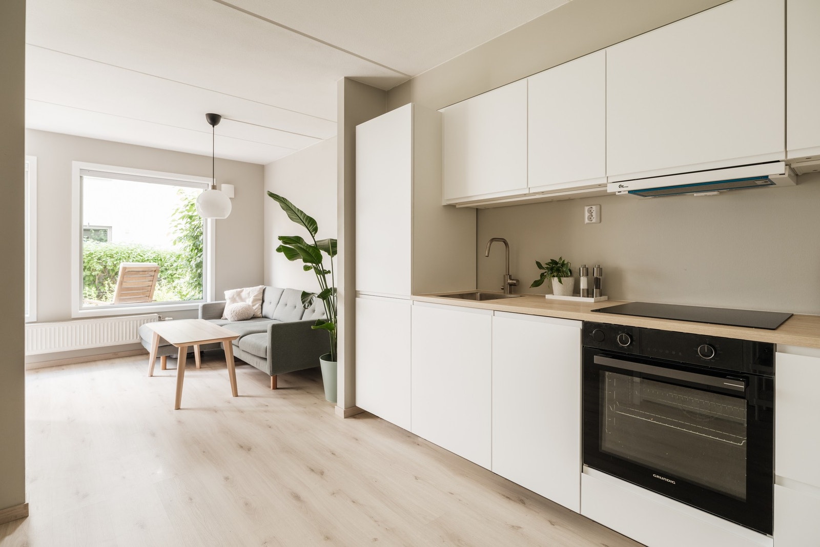 Påkostet leilighet med moderne standard, praktiske løsninger og luftig planløsning. Galleribilde