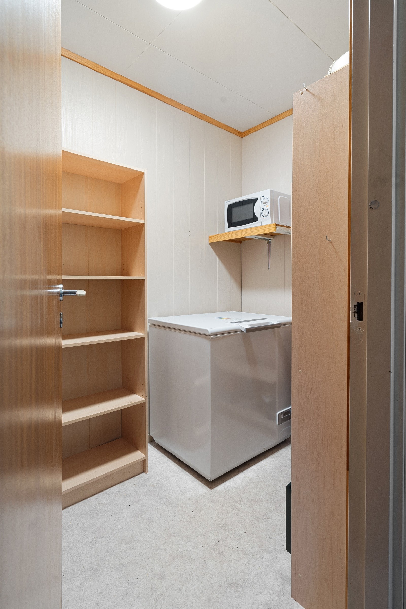 Lagringsplass i innvendig bod. Galleribilde