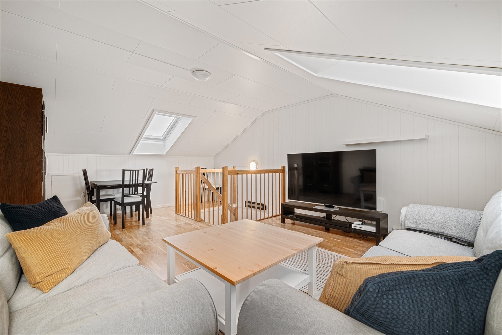 Loftstue Galleribilde