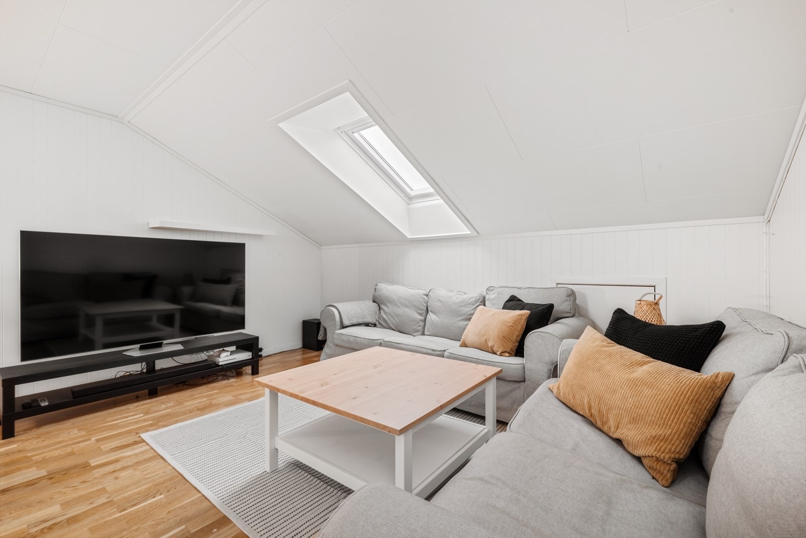 Loftstue Galleribilde
