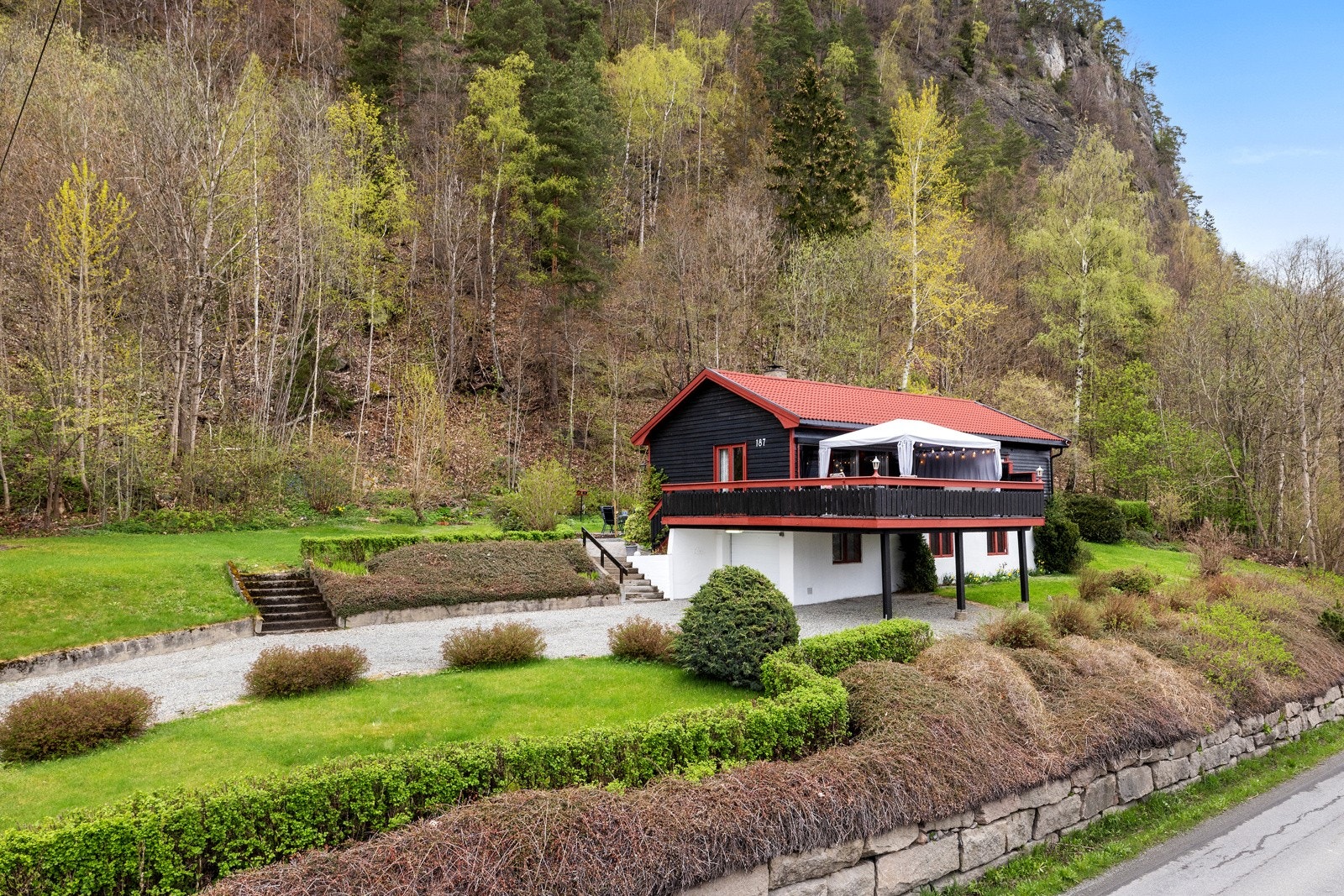 Her er det boltreplass for hele familien med mulighet for lek og moro. Galleribilde