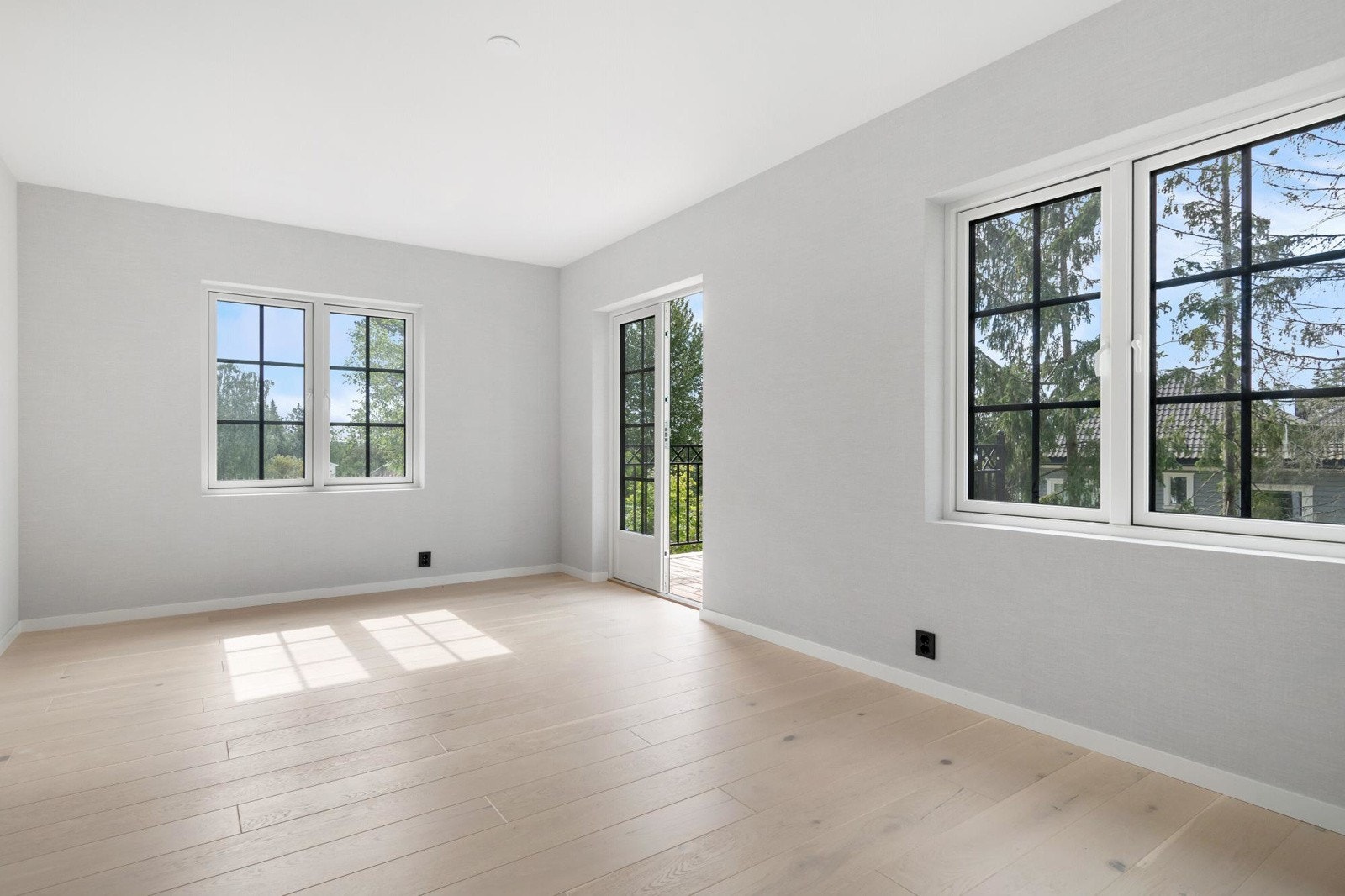 Hovedsoverom med bad en suite. Galleribilde