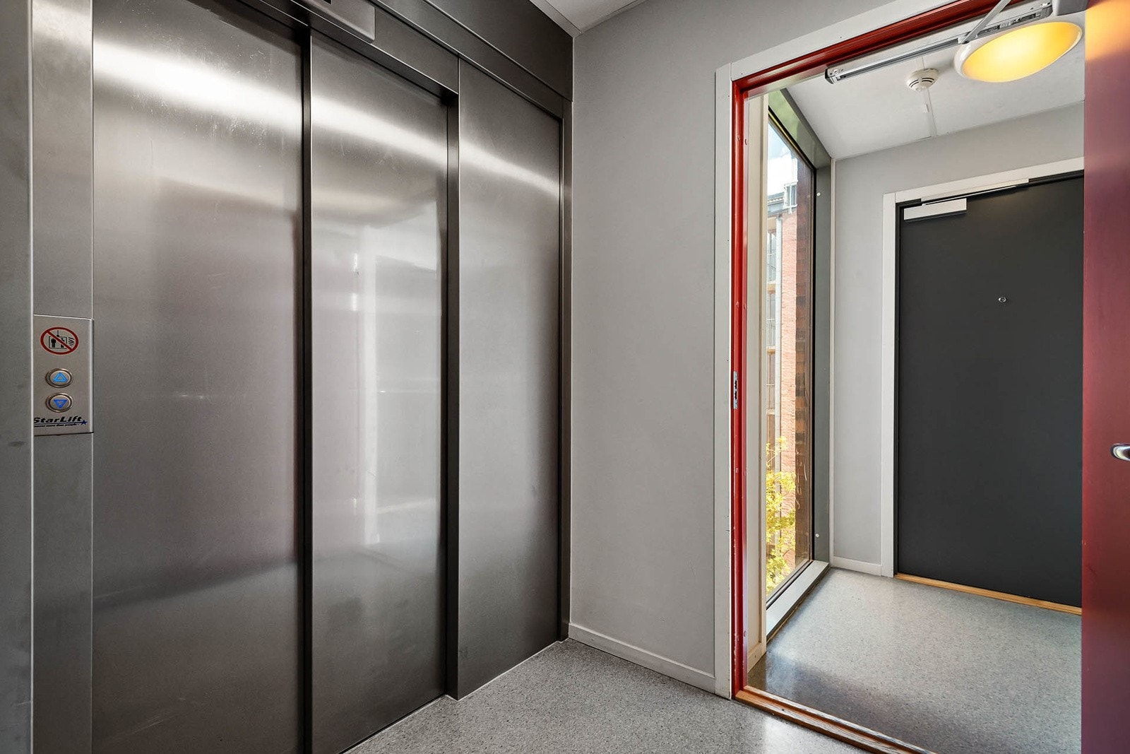 Heis i bygget Galleribilde