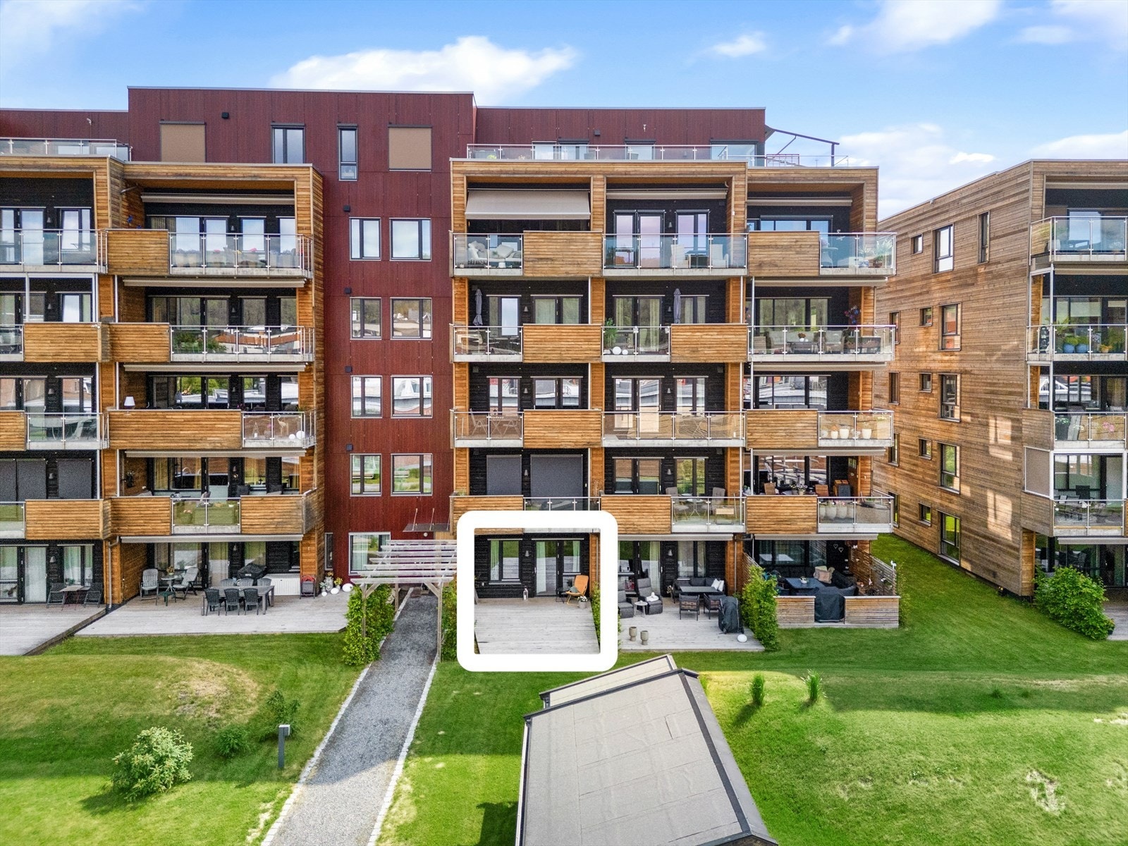 Sølvparken er et nyere, moderne sameie med godt naboskap og variert kjøpegruppe. Galleribilde