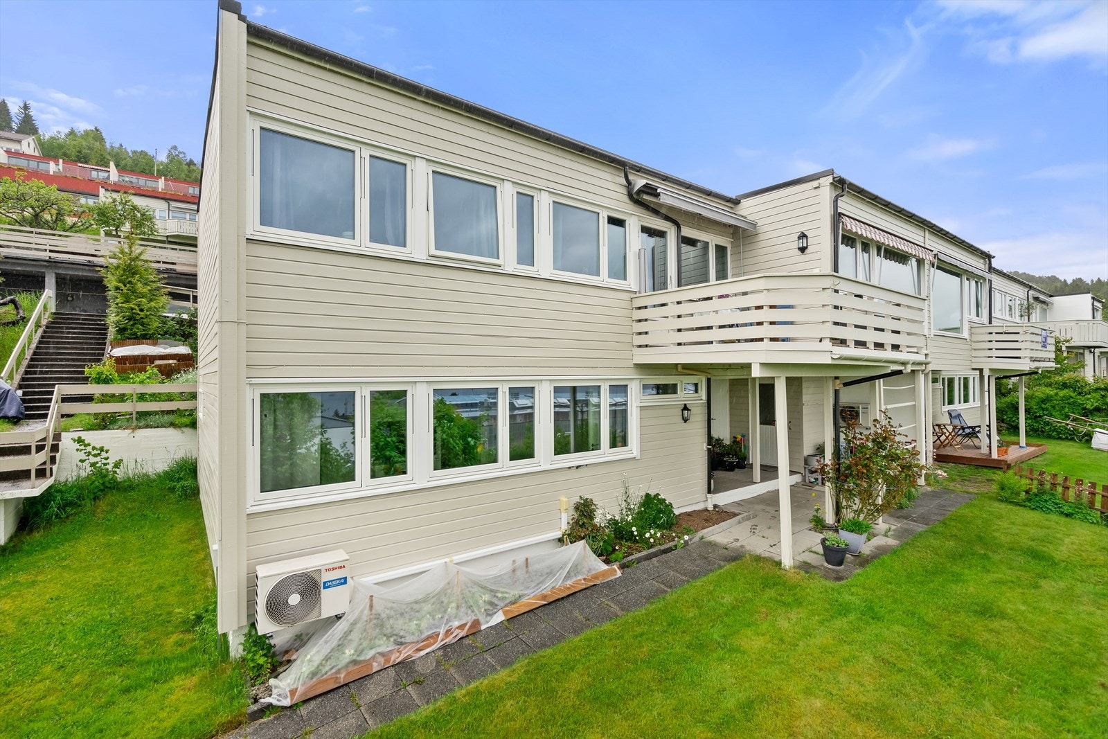 Notar v/ Emilie Tautra har gleden av å presentere Solbakken 60B for salg! Galleribilde