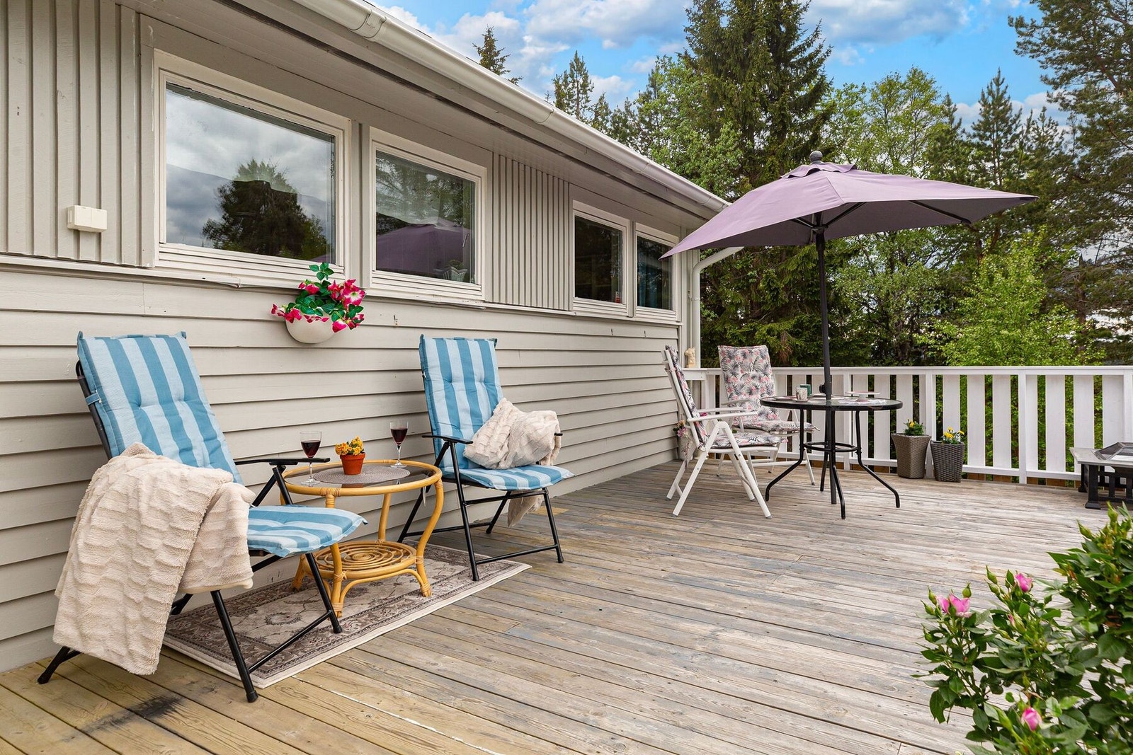 Her kan man nyte lange sommerdager i fredelige omgivelser Galleribilde