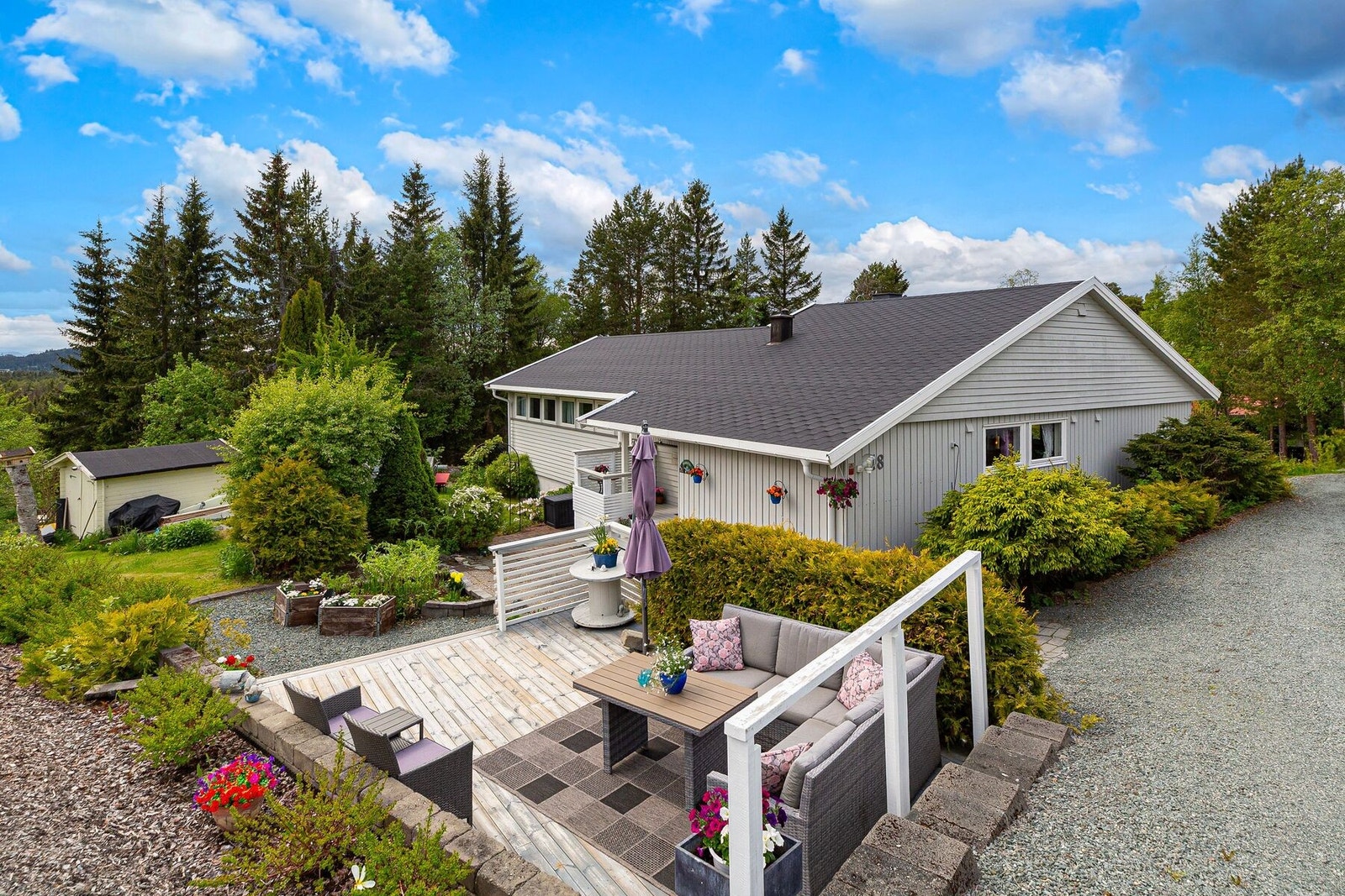 Velkommen til Kristofer Uppdals veg 18! Galleribilde