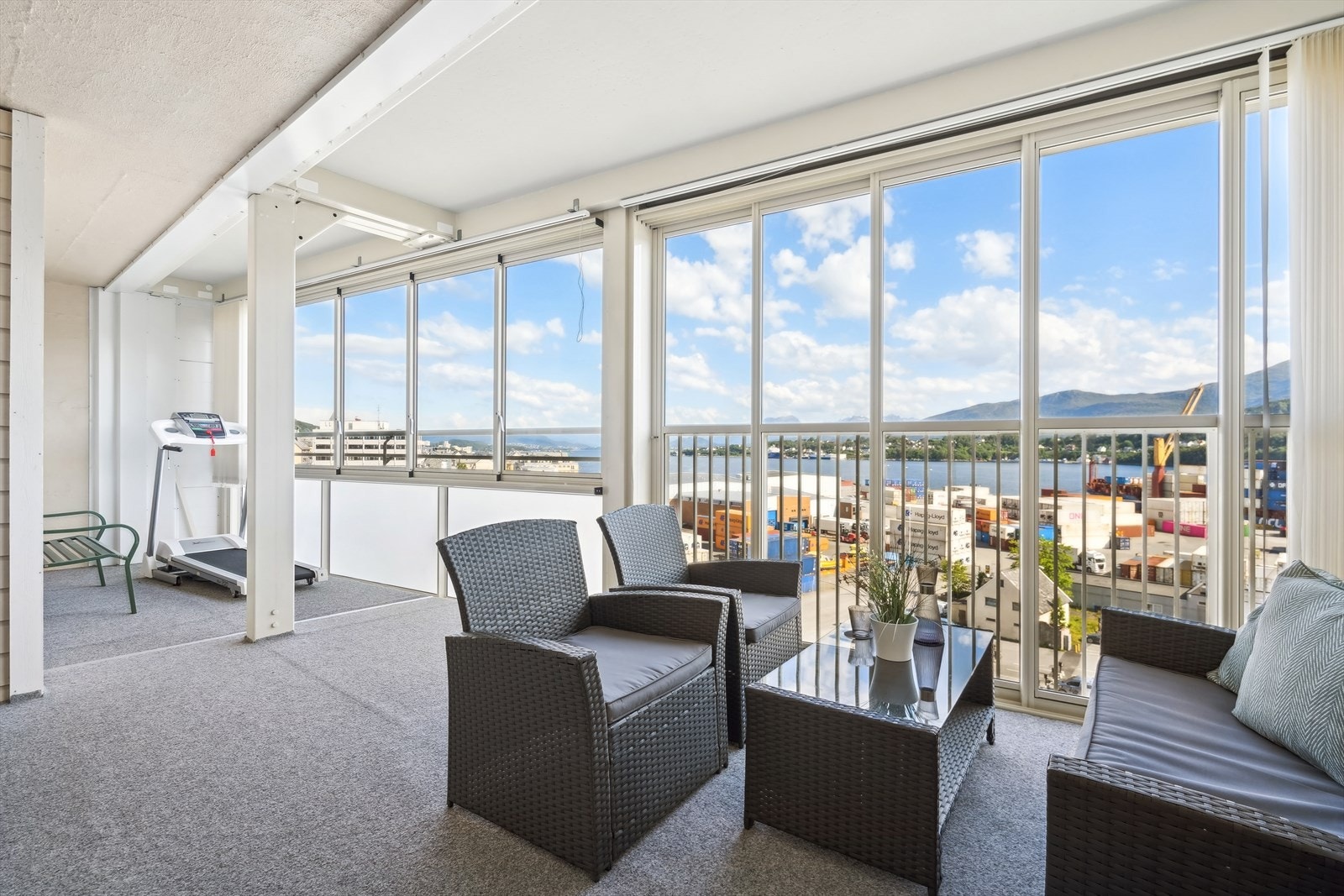 Inneglasset balkong Galleribilde