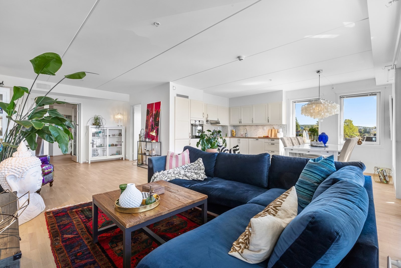 Balansert ventilasjon og individuelle målere for varmtvannsforbruk og fjernvarme. Galleribilde