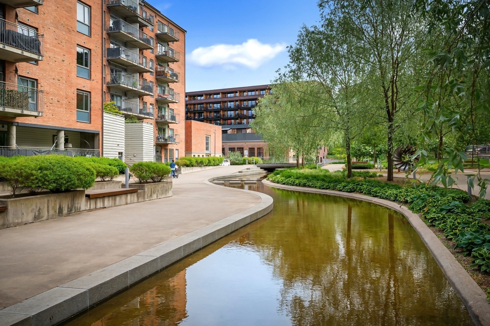 Leiligheten ligger i et sentralt og populært boligområde med nyere bebyggelse i Kværnerbyen Galleribilde