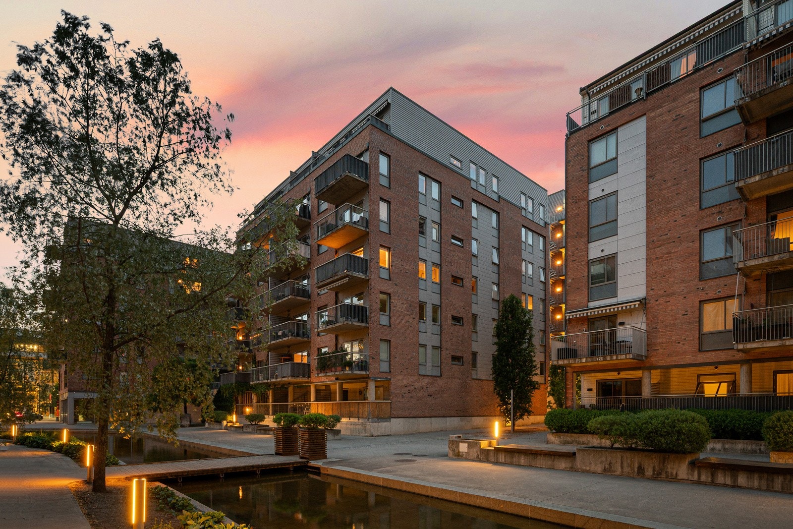 Parkmessig opparbeidede fellesarealer Galleribilde