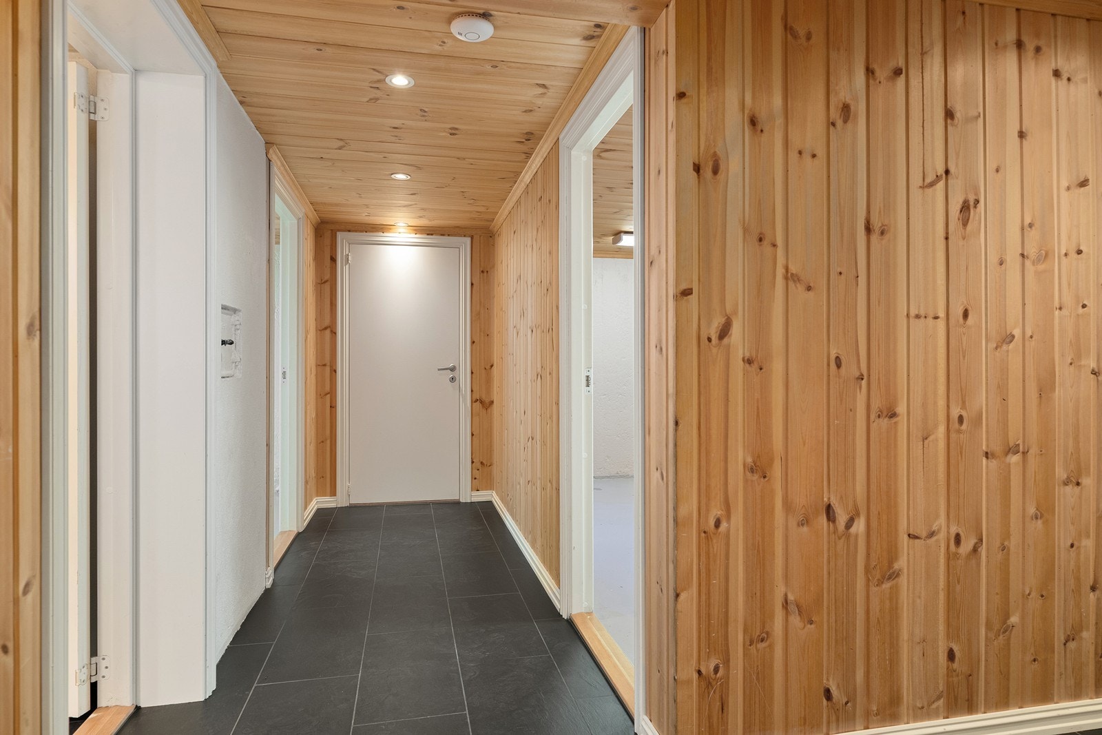 Kjellergang Galleribilde