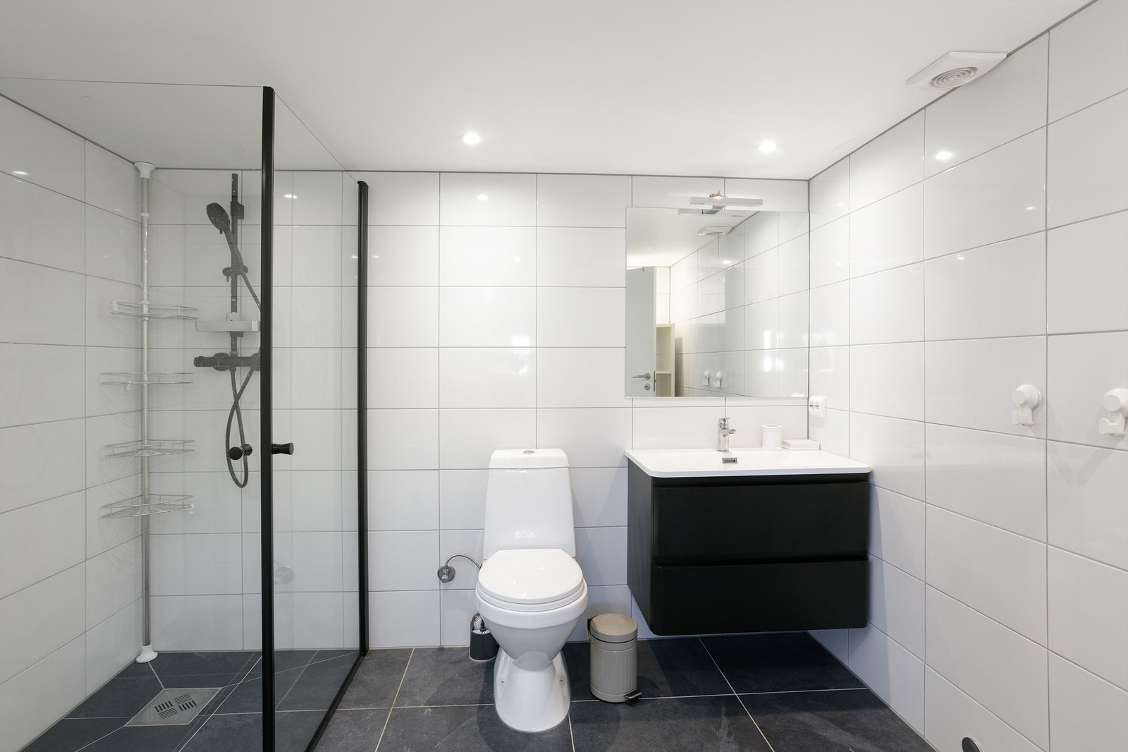 Bad i underetasjen Galleribilde