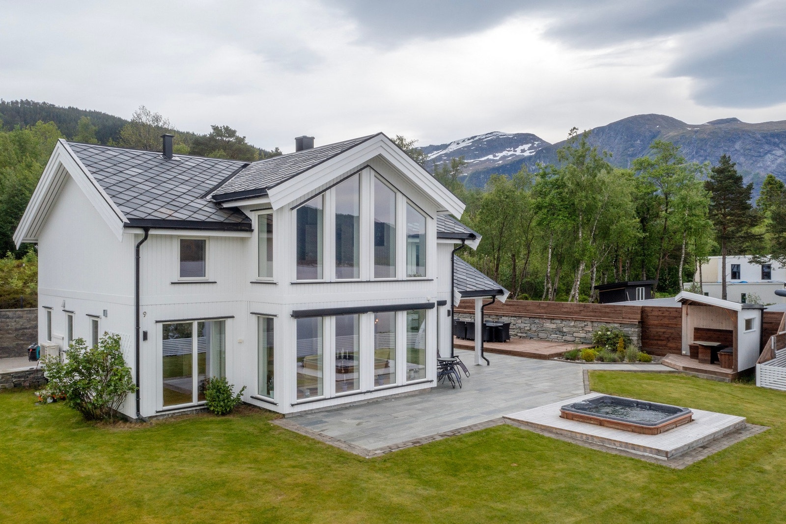 Eiendommen har flere flotte uteområder. Galleribilde