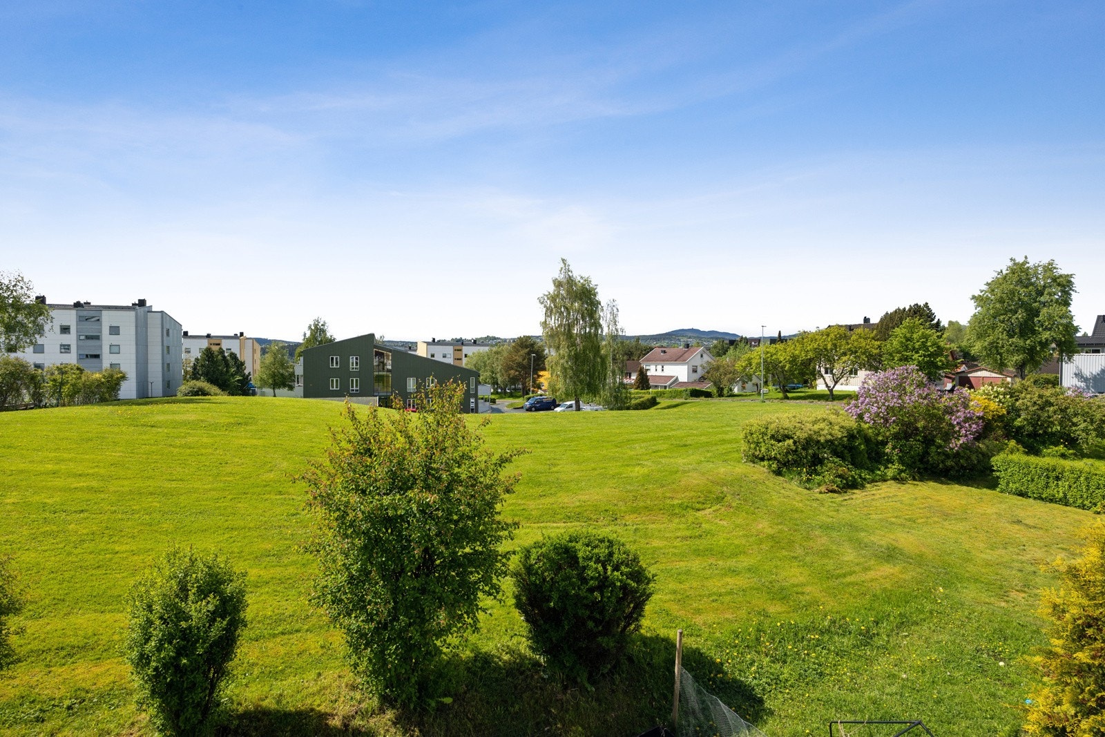 Utsikt fra verandaen. Galleribilde