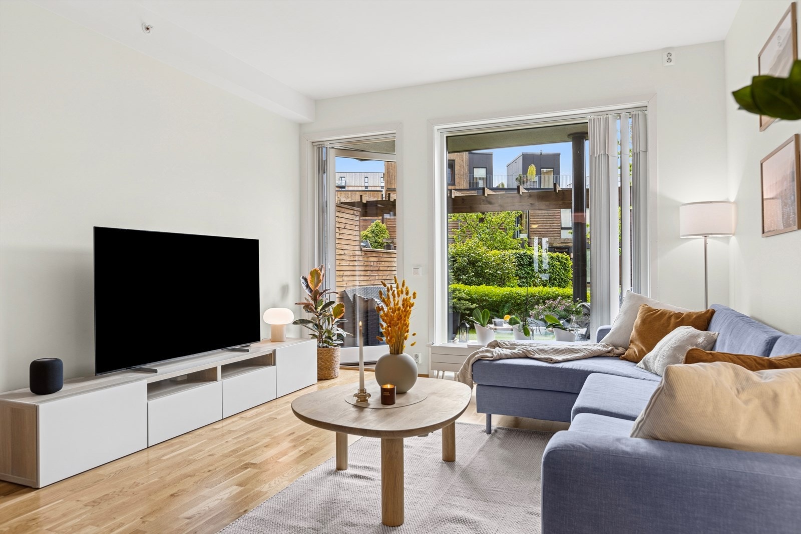 Leiligheten har fjernvarme, som gir jevn og behagelig oppvarming. Galleribilde