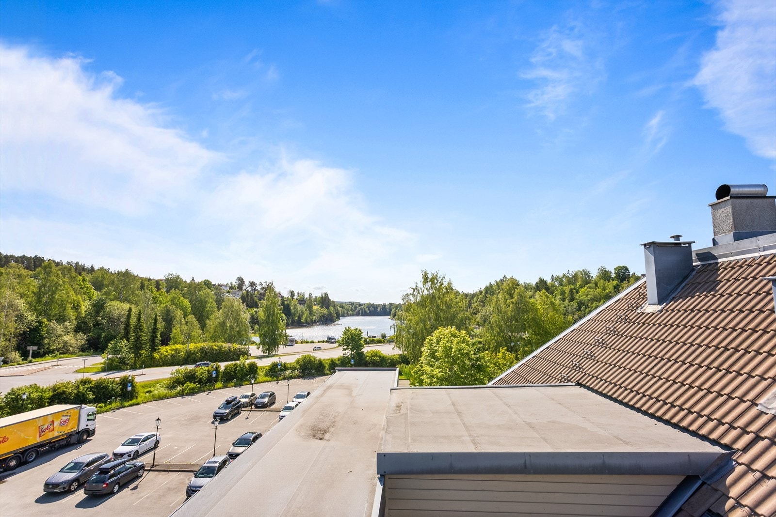 Fra takterrassen får du gode solforhold og privat atmosfære. Galleribilde