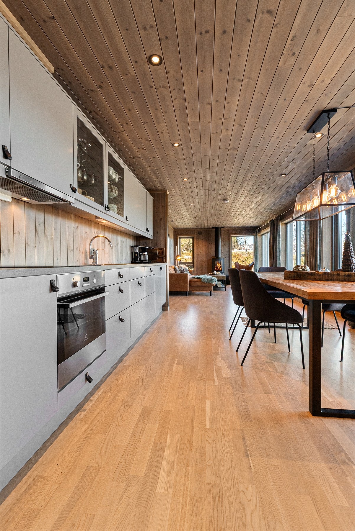 Bra benkeplass til matlaging Galleribilde