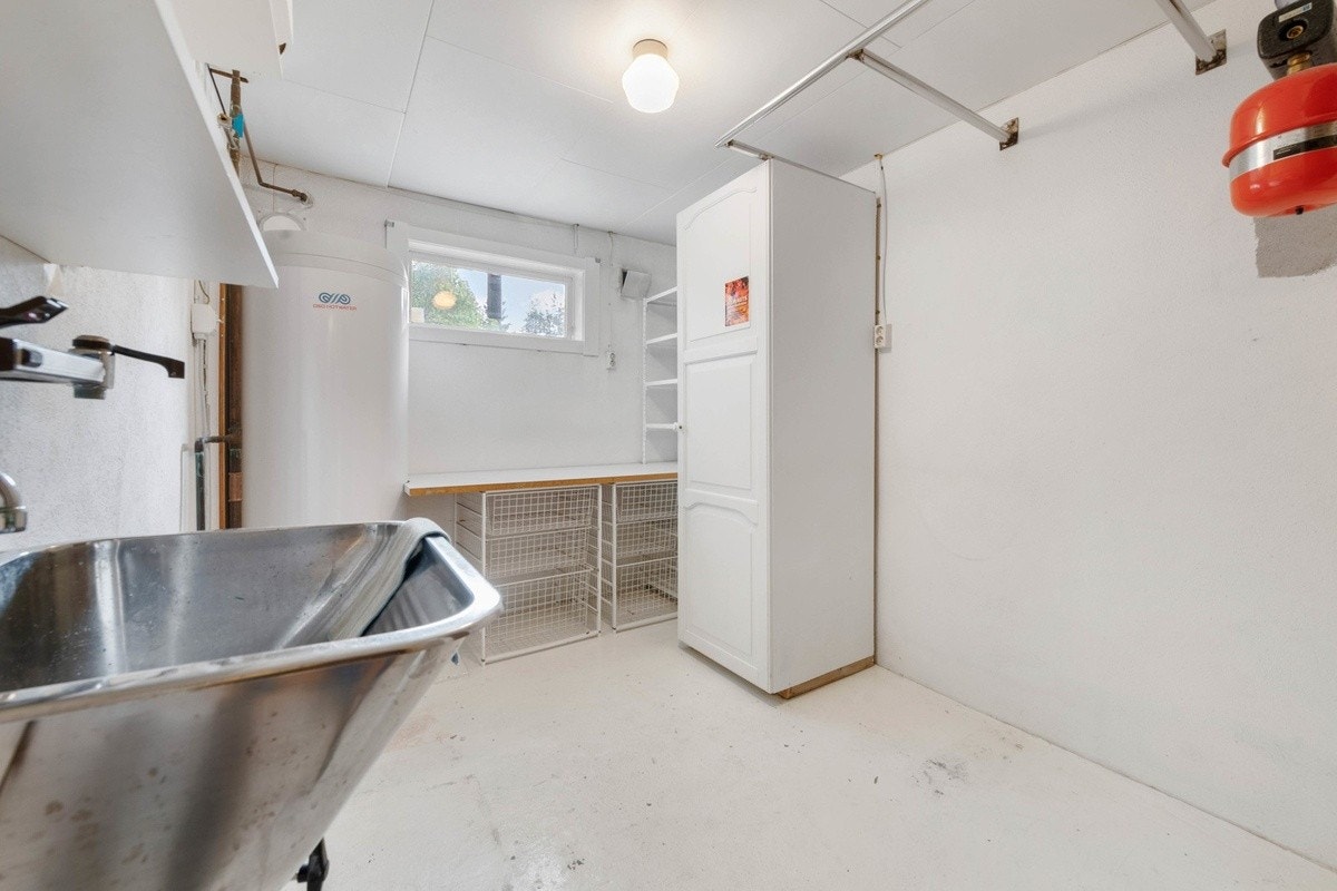 Washing room Galleribilde