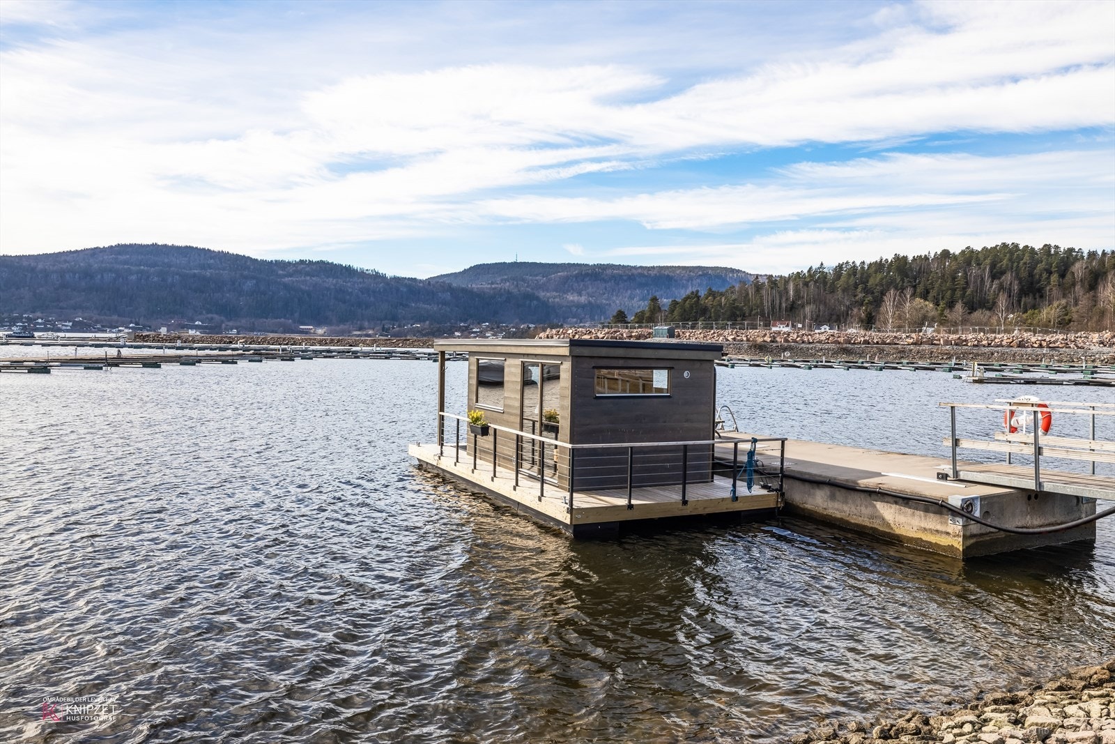 Badstue i nærområdet. Galleribilde