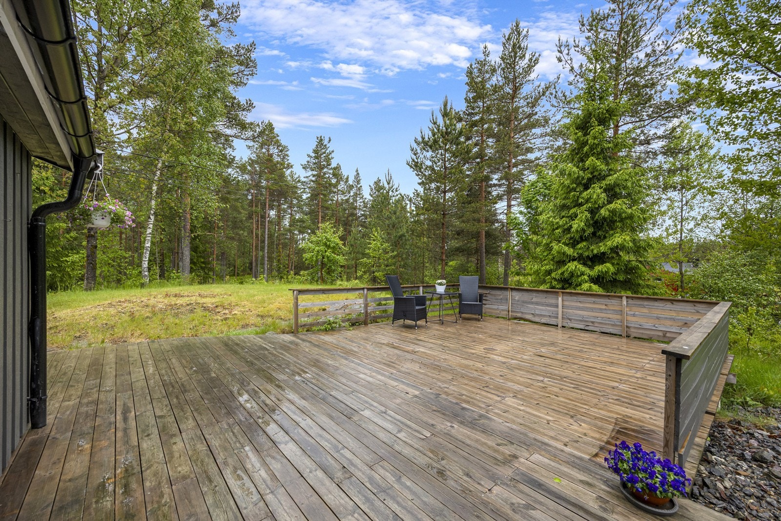 Fine turmuligheter i umiddelbar nærhet Galleribilde