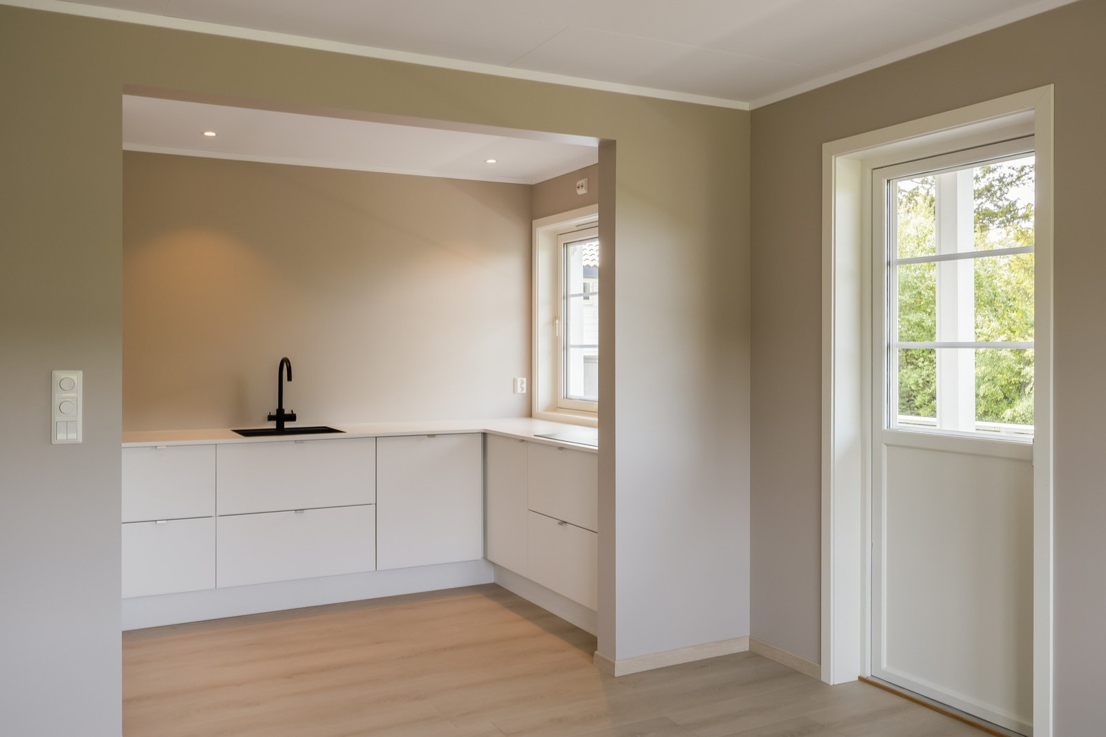 Downlights i tak. Galleribilde