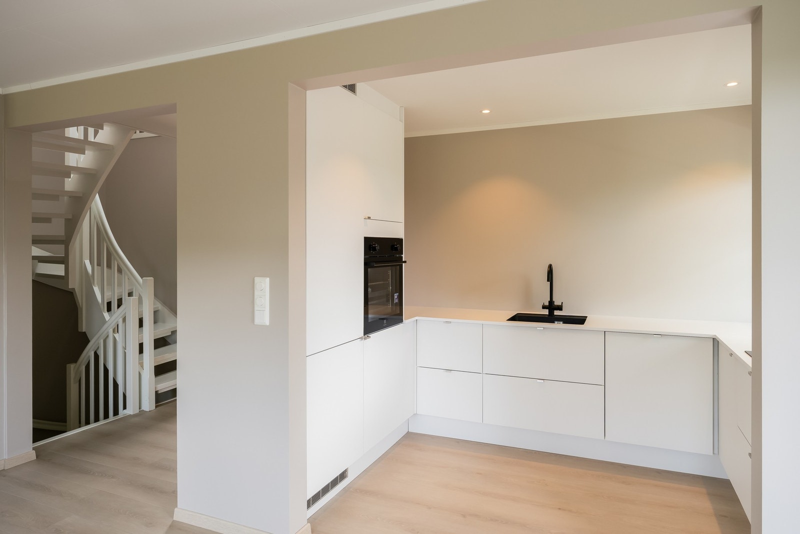 Kjøkkenet fra Norema er både praktisk og pent. Galleribilde