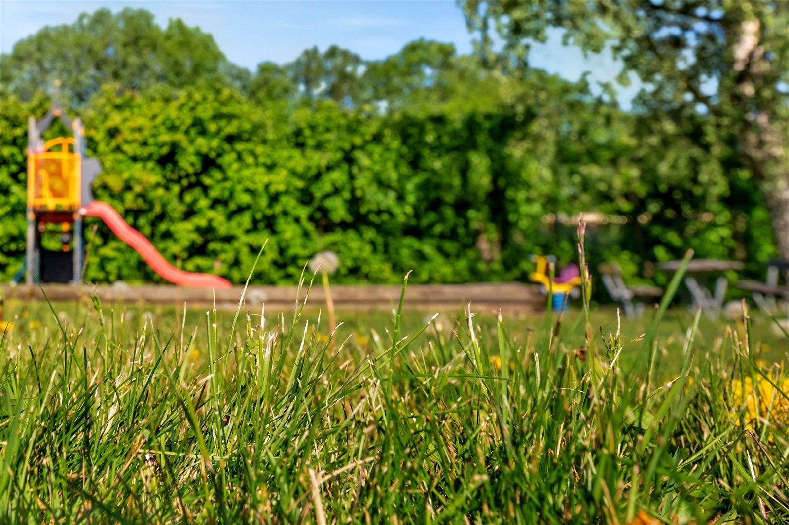 Det er også rikelig med lekeplasser og grøntarealer i umiddelbar nærhet. Galleribilde